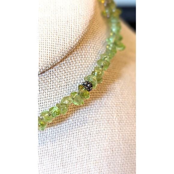 India 925 Sterling Silver Peridot Chip Bead Adjustable Collar Necklace - Picture 3 of 7